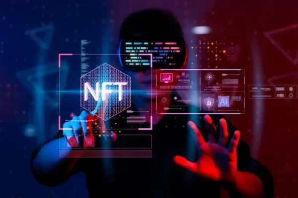 NFTRandomize: Transforming digital art, video games and fashion